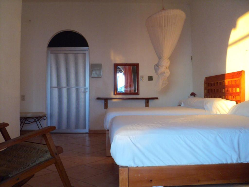 Cabanas Pie De La Cuesta Hotel Coyuca Szoba fotó
