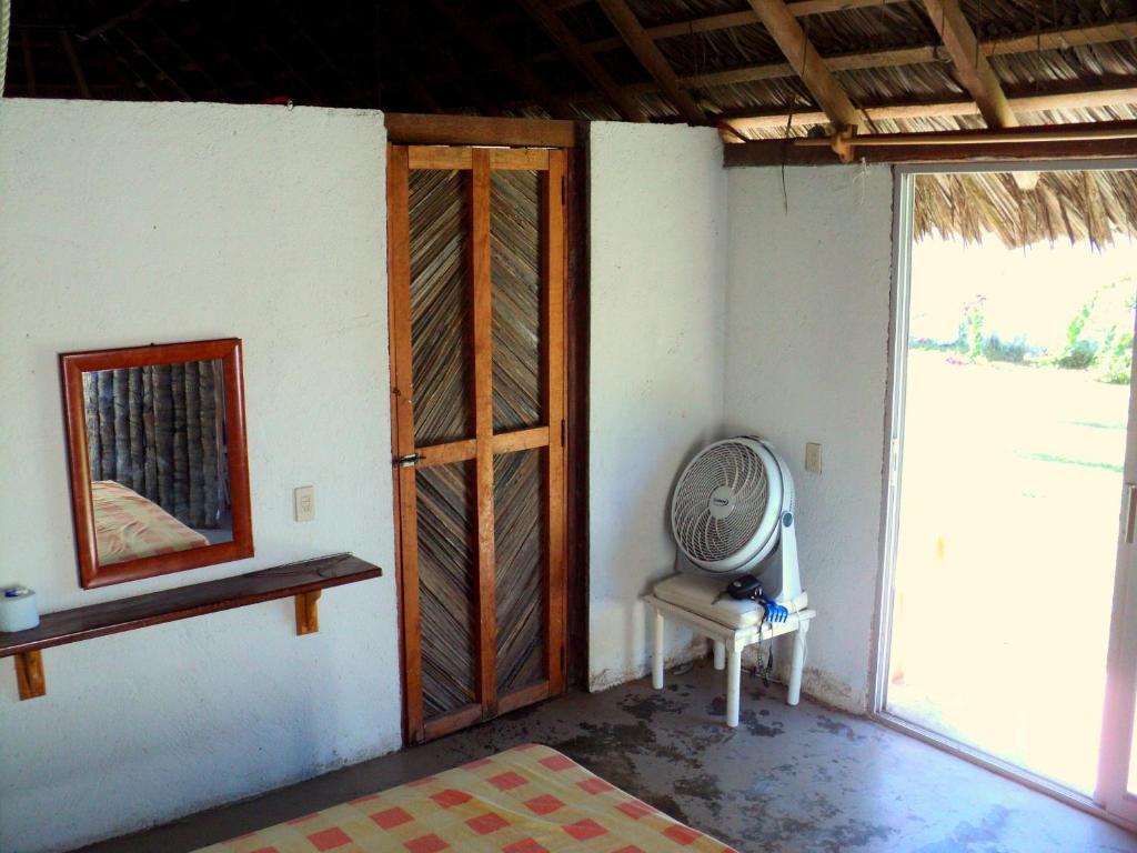 Cabanas Pie De La Cuesta Hotel Coyuca Szoba fotó